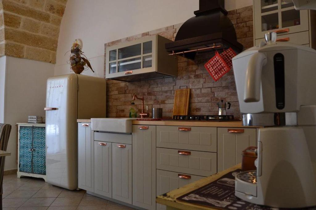 Casa Melania Apartment Brindisi Bagian luar foto