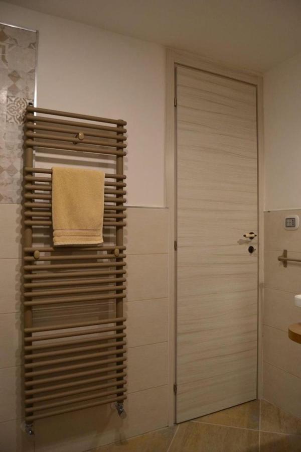 Casa Melania Apartment Brindisi Bagian luar foto