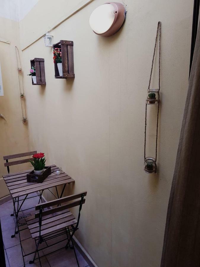 Casa Melania Apartment Brindisi Bagian luar foto